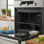 czym usunąć przypalenia w piekarniku